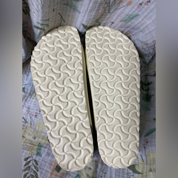 Birkenstock Milano Big Buckle High Shine Butter Sandals Size EU 39 US 8/8.5 - Picture 5 of 7